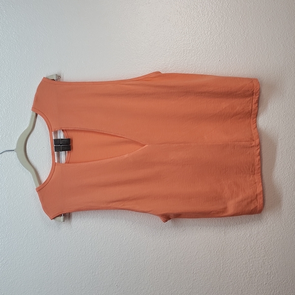 Fabletics Keyhole Tank top - Picture 3 of 6